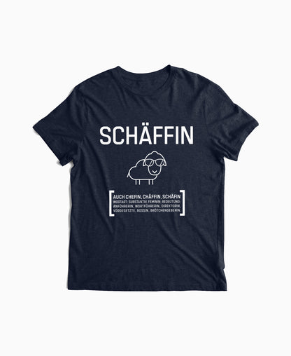 Navyblaues T-Shirt mit Schäffin Schaf-Motiv und Sonnenbrille – witziger Wortwitz für Chefin, Direktorin oder Managerin.