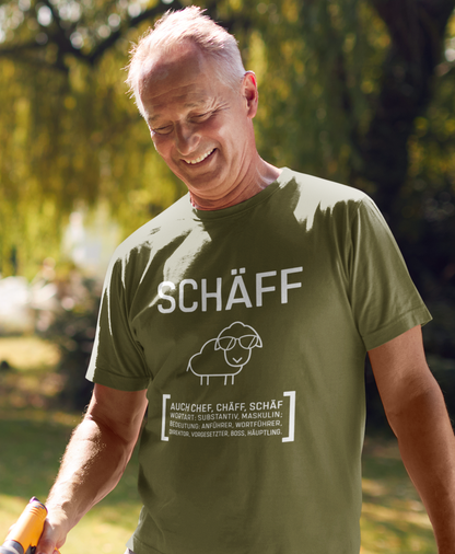 Olives Herren T-Shirt mit SCHÄFF Motiv: witziges Schaf mit Sonnenbrille – Geschenkidee für humorvollen Chef.